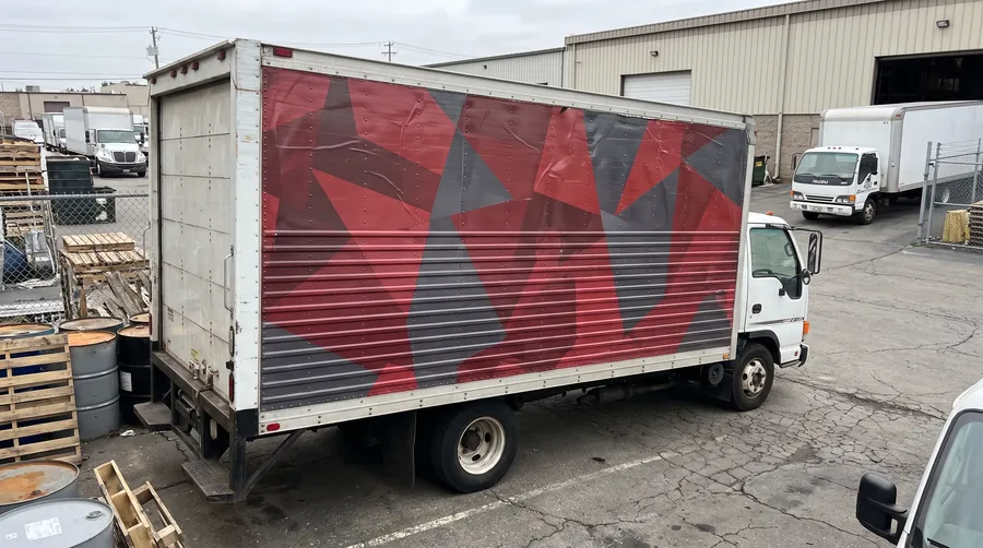 Box truck and trailer graphics in Winnipeg